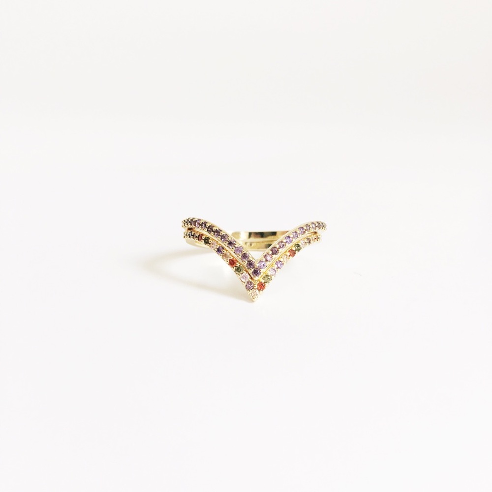 Spiral Rainbow Band Ring Thin / V Rainbow Band /